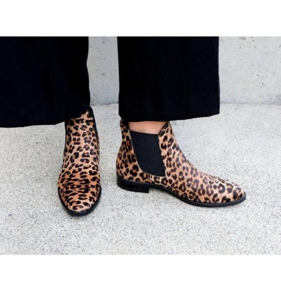 Freda Salvador Sleek Cheetah Chelsea Booties Leather Trim Genuine Calf Hair NWT - Picture 10 of 10